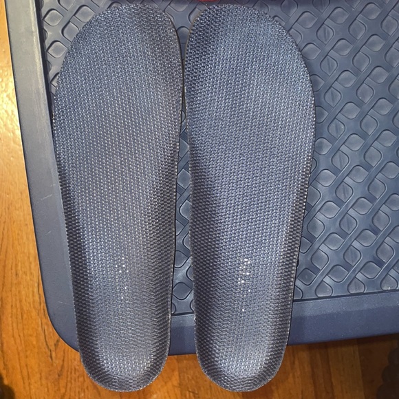 Whitin barefoot shoes - Picture 4 of 4